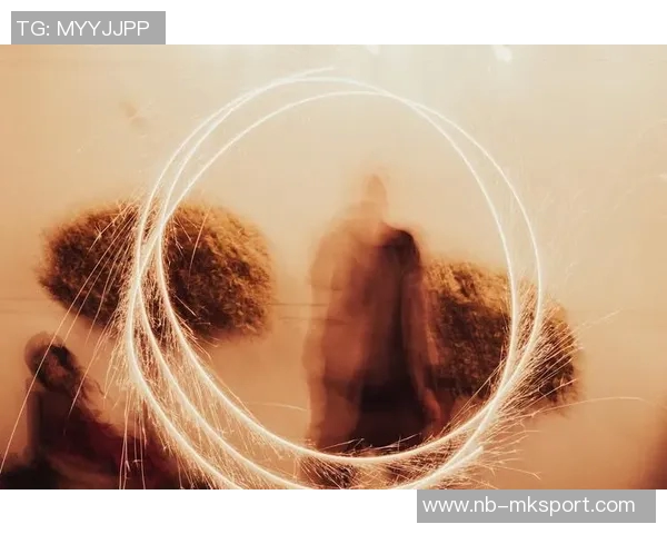 左撇子埃基蒂克的绘画之路与童年羞涩心情的交织 左撇子埃基蒂克的绘画之路与童年羞涩心情的交织