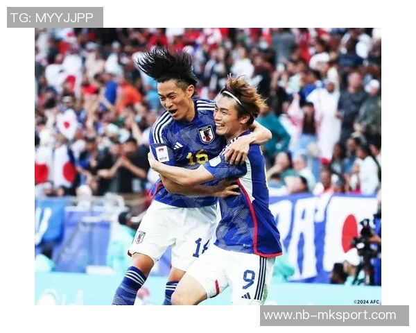 日本前锋上田绮世半场戴帽费耶诺德21世纪新纪录诞生