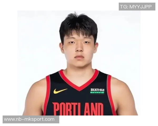 杨瀚森在比赛中表现出色需加强防守与无球跑动提升实力 杨瀚森在比赛中表现出色需加强防守与无球跑动提升实力