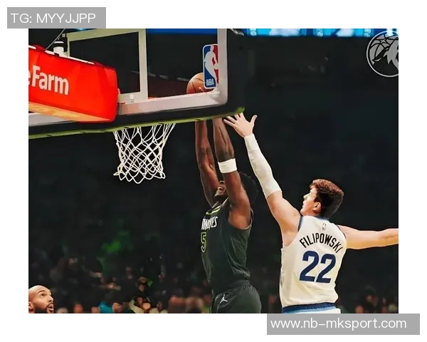 爱德华兹第三节火力全开9中7狂砍21分三节合计31分5篮板表现惊艳