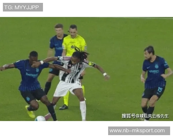 安布分析米兰战术挑战莱奥融入球队成关键难题