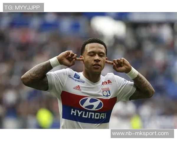 女网红曝德佩隐秘关系称怀孕德佩得知后选择失踪引发热议 女网红曝德佩隐秘关系称怀孕德佩得知后选择失踪引发热议