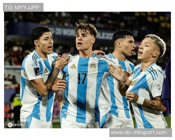 梅西为阿根廷U20祝贺进入世青赛决赛并赞扬西尔维蒂表现出色