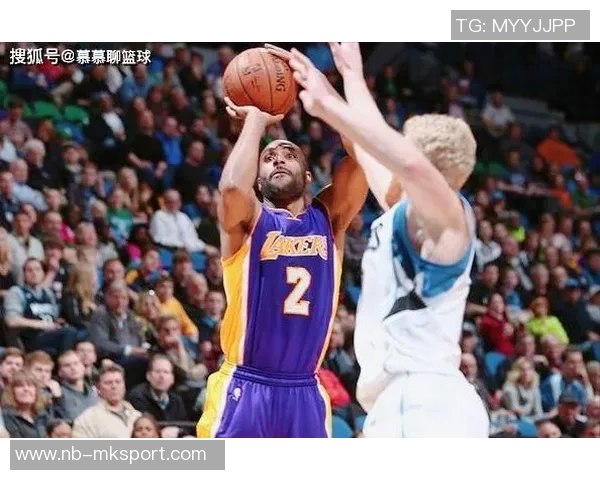 基德谈克里斯蒂状态良好并指出外线防守失误导致对手轻松得分