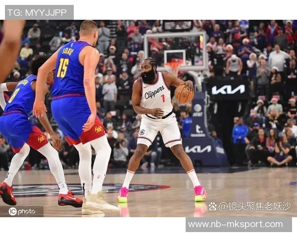 快船前后表现反差巨大前27场惨淡14场逆袭成强队