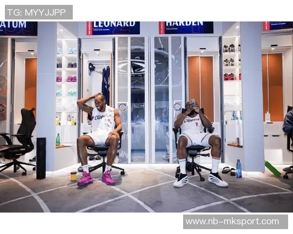 伦纳德全能表现助球队获胜17投9中轻松斩获28分5篮板2助攻1抢断1盖帽